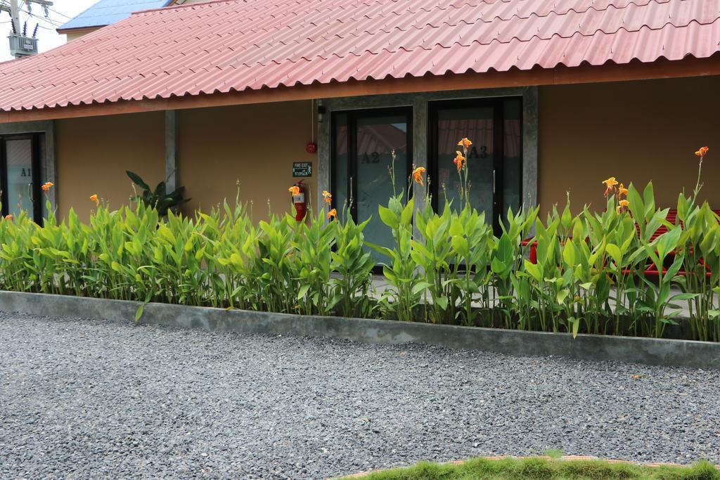 Auberge de jeunesse Blue Midnight à Ko Pha Ngan Extérieur photo